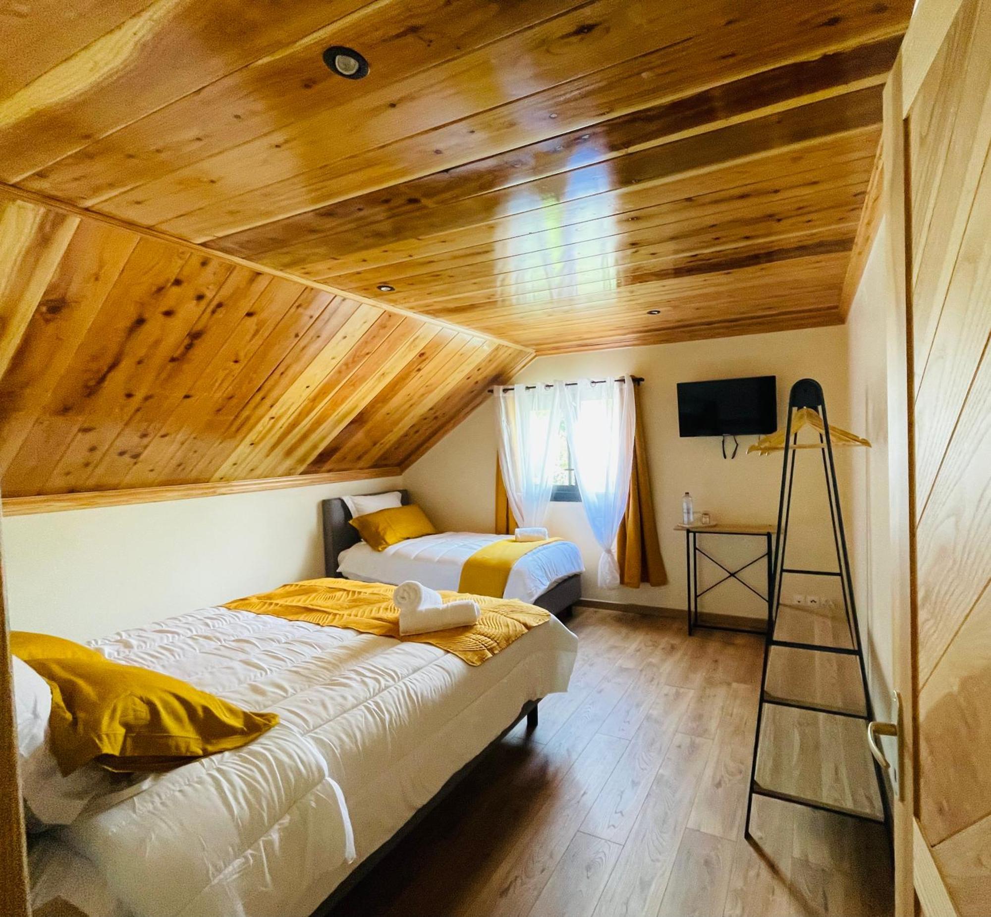 Au Sommet Des Salazes Hotel Salazie Ngoại thất bức ảnh