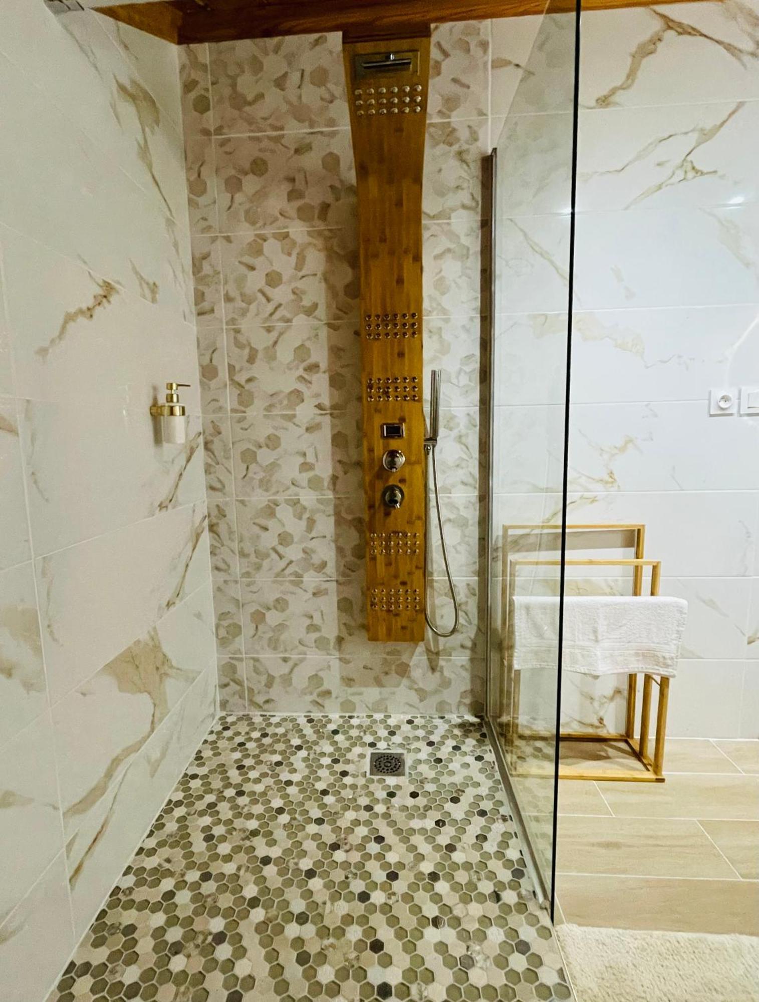 Au Sommet Des Salazes Hotel Salazie Ngoại thất bức ảnh